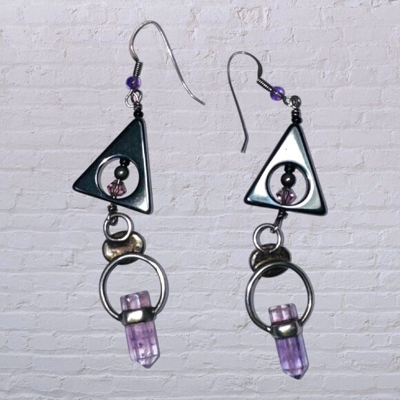Vintage Geometric Triangle Earrings W/ Amethyst Crystal Dangle & Hematite Accent - Picture 6 of 7